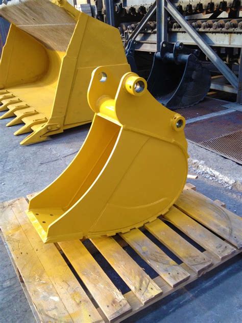 18 bucket for mini excavator|lifting attachments for mini excavators.